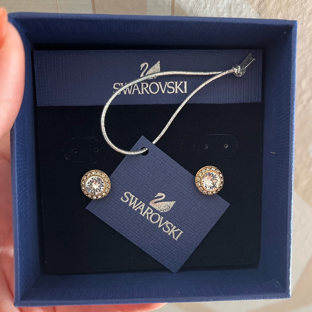 Swarovski studs
